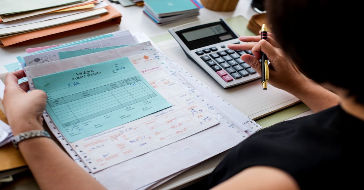 How Do I Determine the Correct Amount of Payroll Taxes to Withhold?