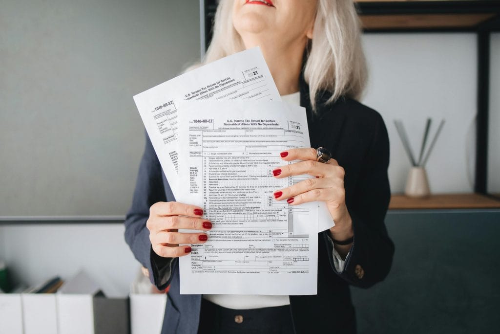 Understanding the Differences Between Form W-2 and Form W-9