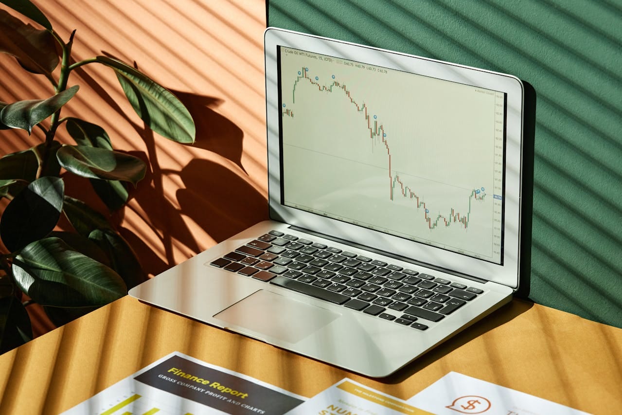 Strategic Considerations for Selling a Declining Stock